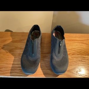 Sketchers Women’s Zip Up Trainers